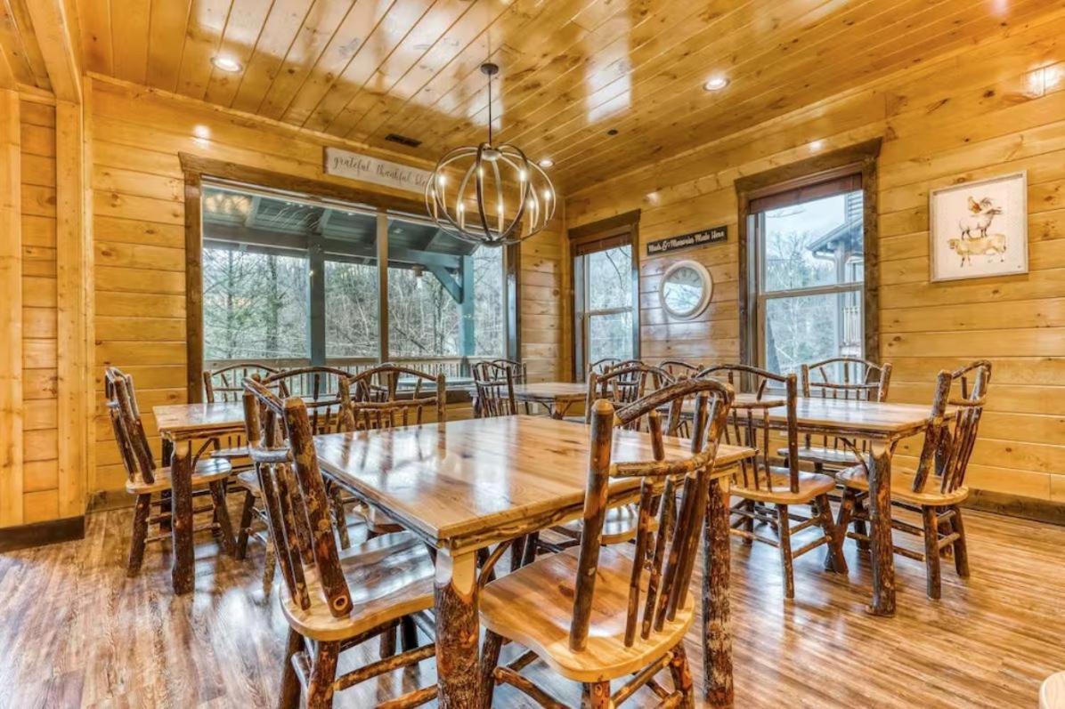 The Great Dogwood Manor By Stony Brook Cabins Gatlinburg Exteriér fotografie
