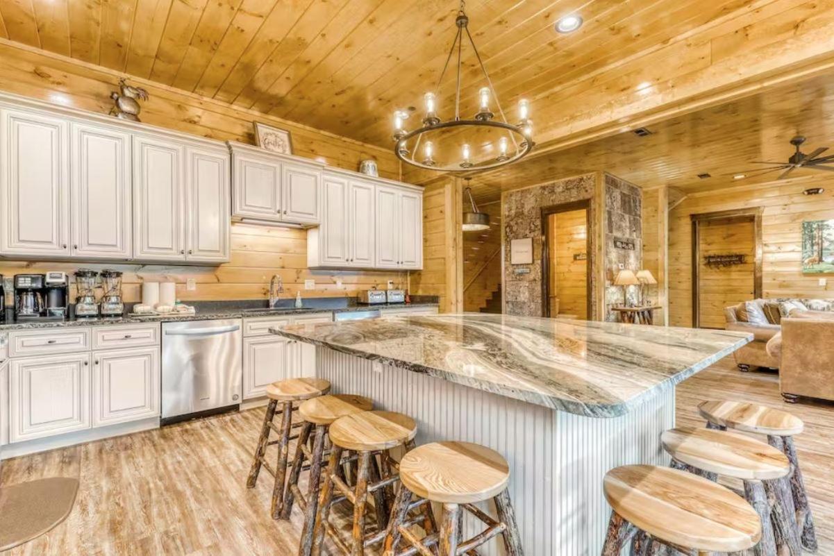 The Great Dogwood Manor By Stony Brook Cabins Gatlinburg Exteriér fotografie